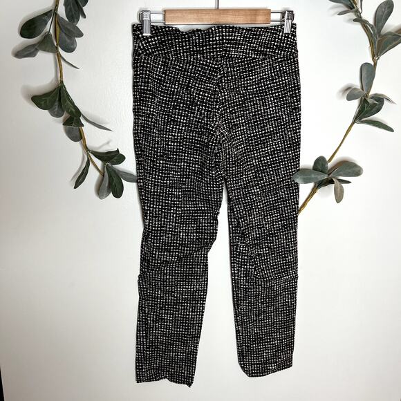 Nic+Zoe Black and White Pull On Pants LAST CALL - Picture 3 of 4